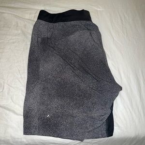 Lululemon Linerless Shorts - 9”